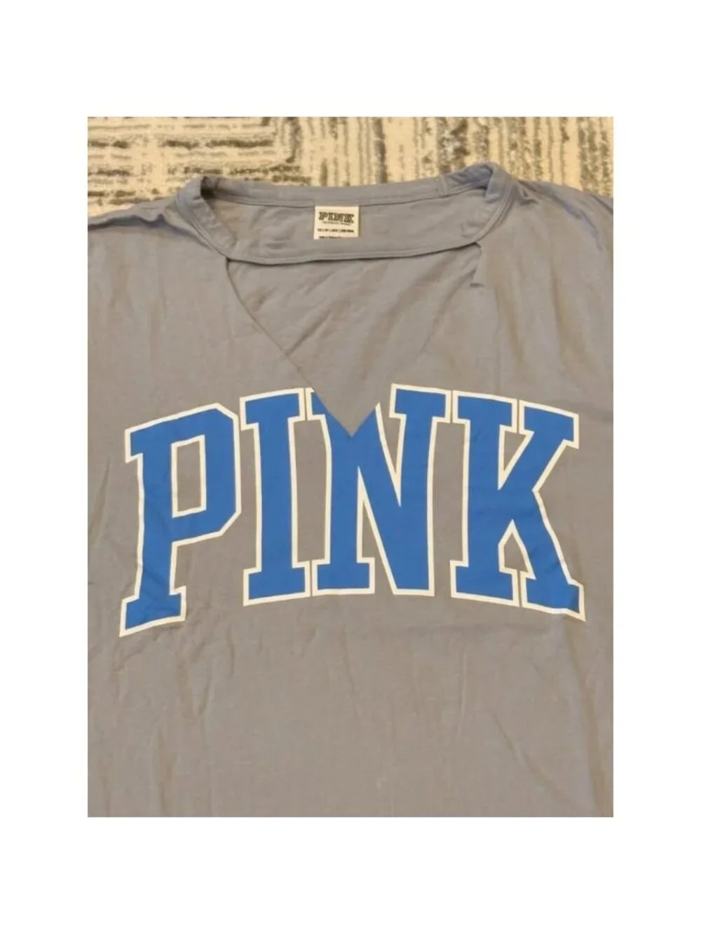 Pink Victoria's Secret women's XS (oversized) gray/blue V-neck t-shirt w/cut-out